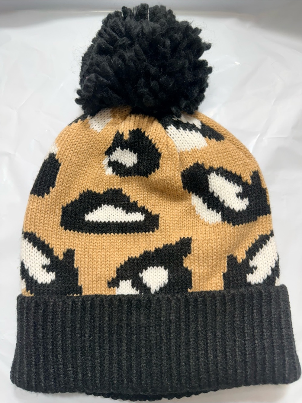 Women's Black & Tan Leopard Pom Beanie Hat